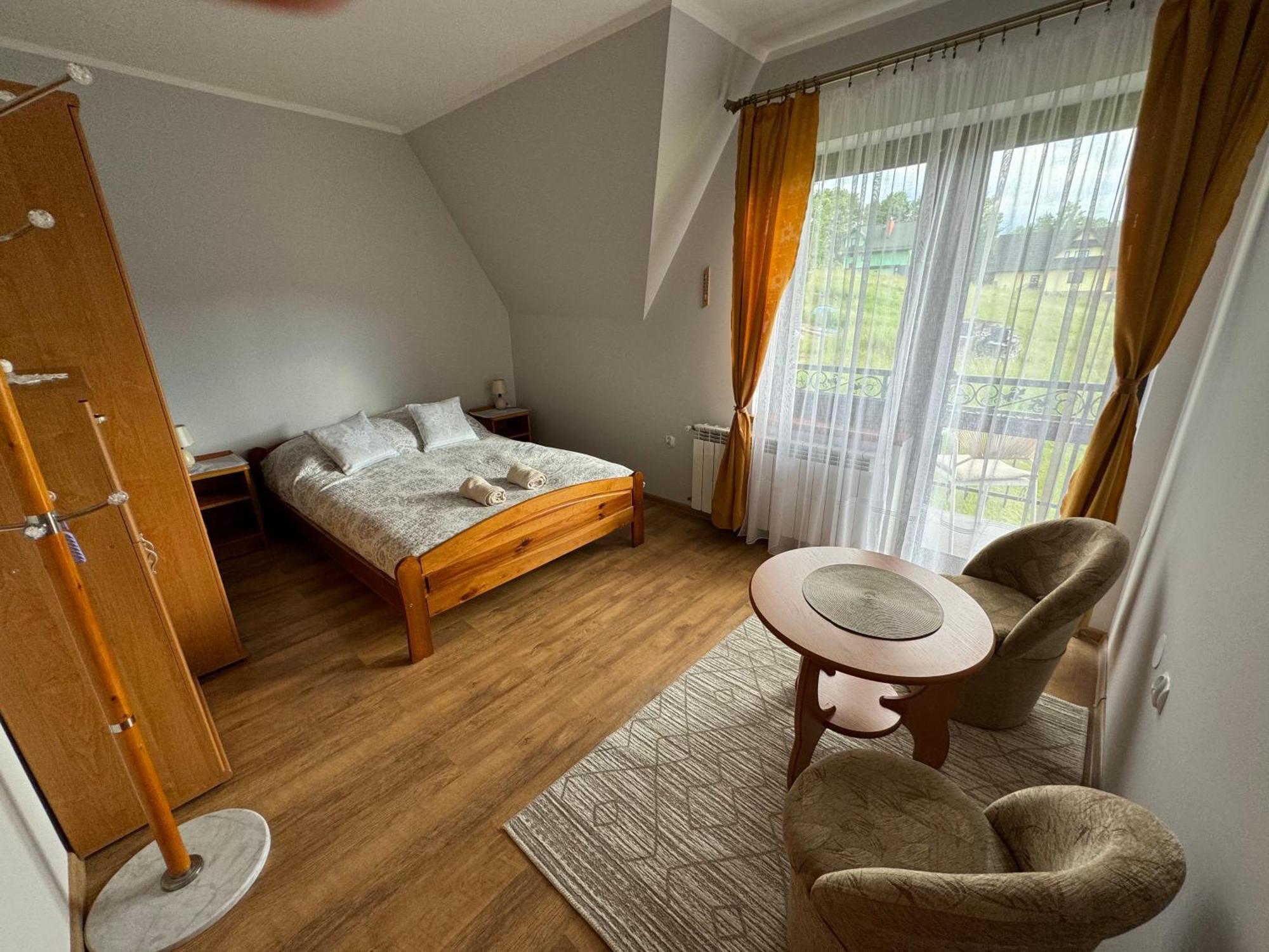 Gut Apartment Poronin Eksteriør billede